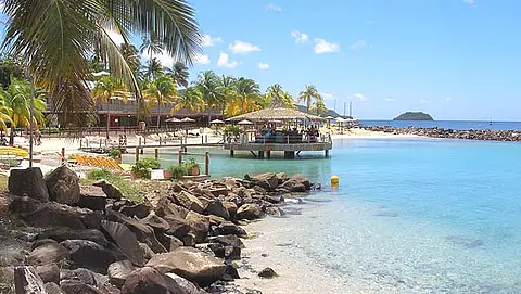 Herrlicher Strand auf der Karibik Insel Martinique