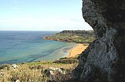 Blick auf die schöne Ramla Bay auf Malta