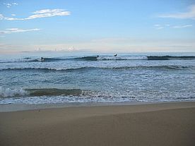 Foto: beliebter Surfstrand bei Aguadilla auf Puerto Rico.