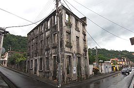 Fotos: Theater und Museum in St-Pierre auf Martinique.